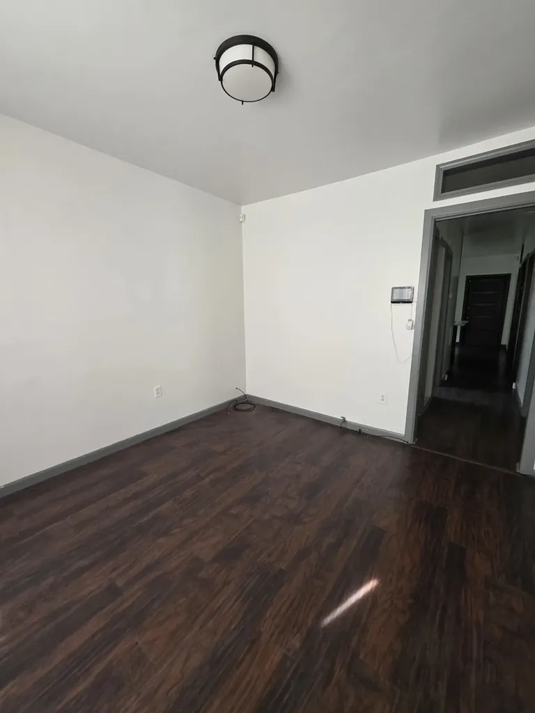 4140 South Albany Avenue Chicago IL 60632