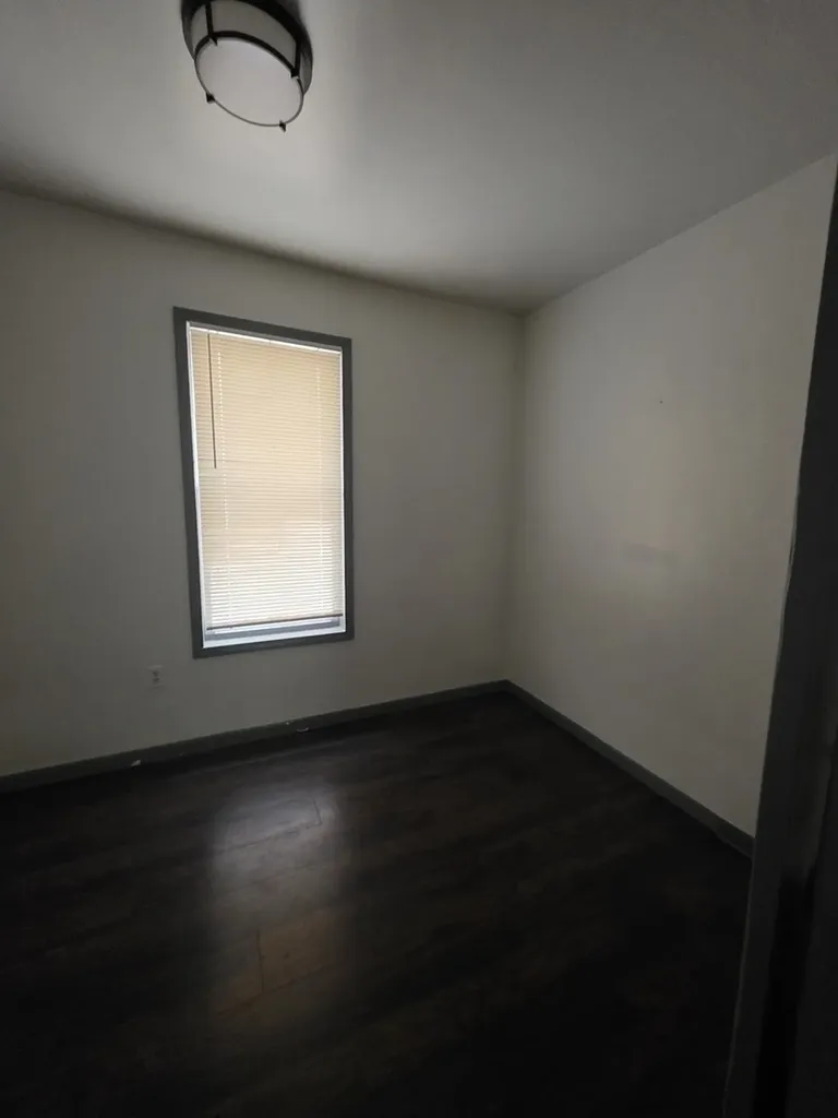 4140 South Albany Avenue Chicago IL 60632