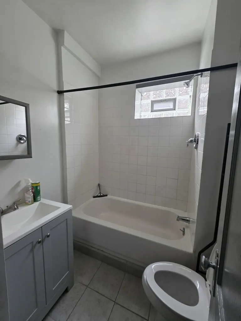 4140 South Albany Avenue Chicago IL 60632