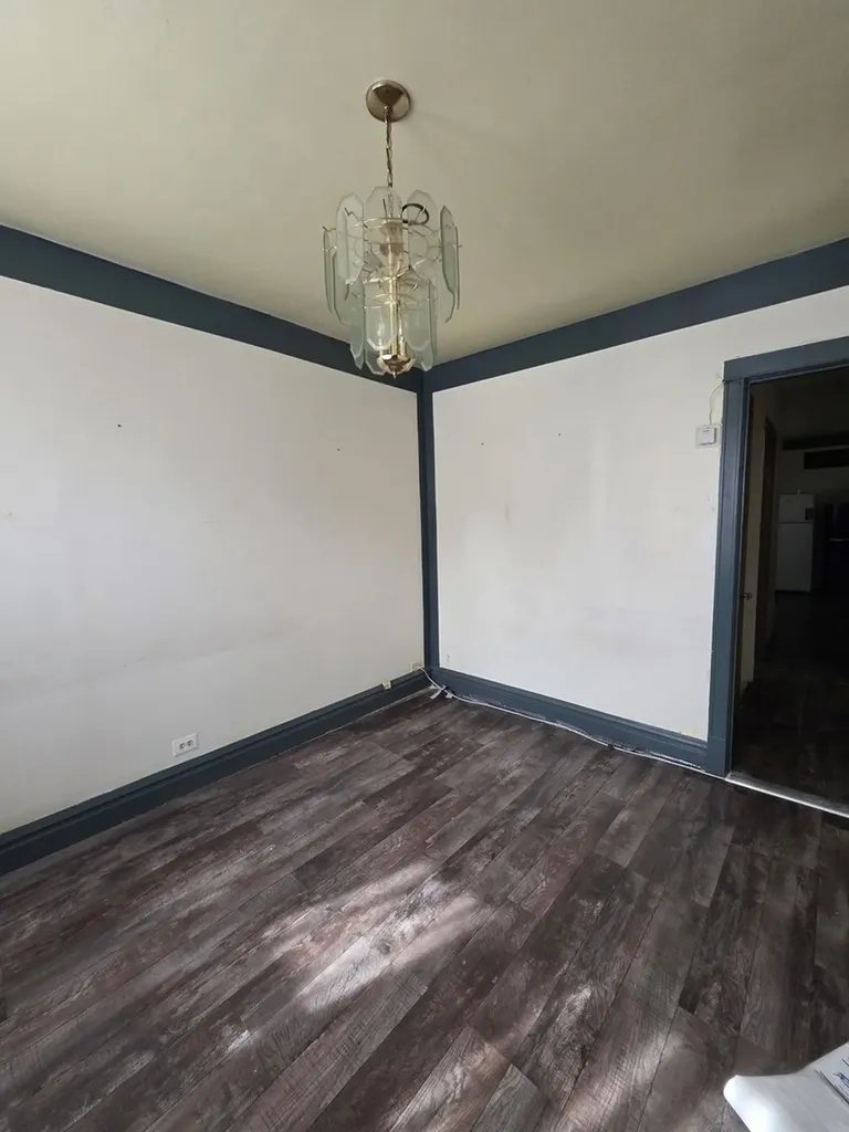 4140 South Albany Avenue Chicago IL 60632