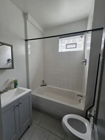 4140 South Albany Avenue Chicago IL 60632