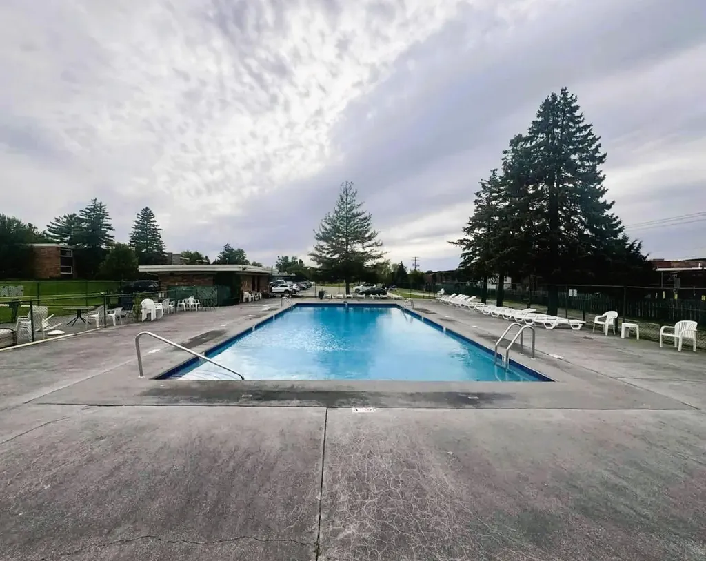 1313 South Rebecca Road Lombard IL 60148