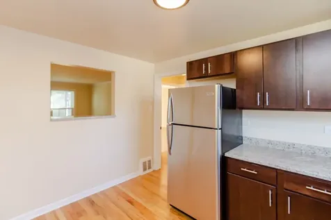 4260 West Nelson Street Chicago IL 60641