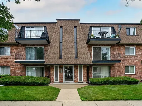10701 South Keating Avenue Oak Lawn IL 60453