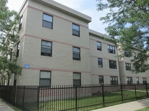 4752 South Wabash Avenue Chicago IL 60615