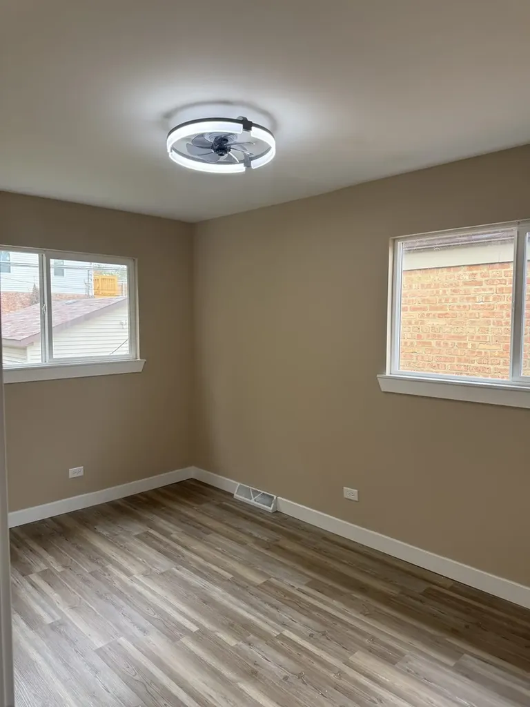 11720 South Watkins Avenue Chicago IL 60643