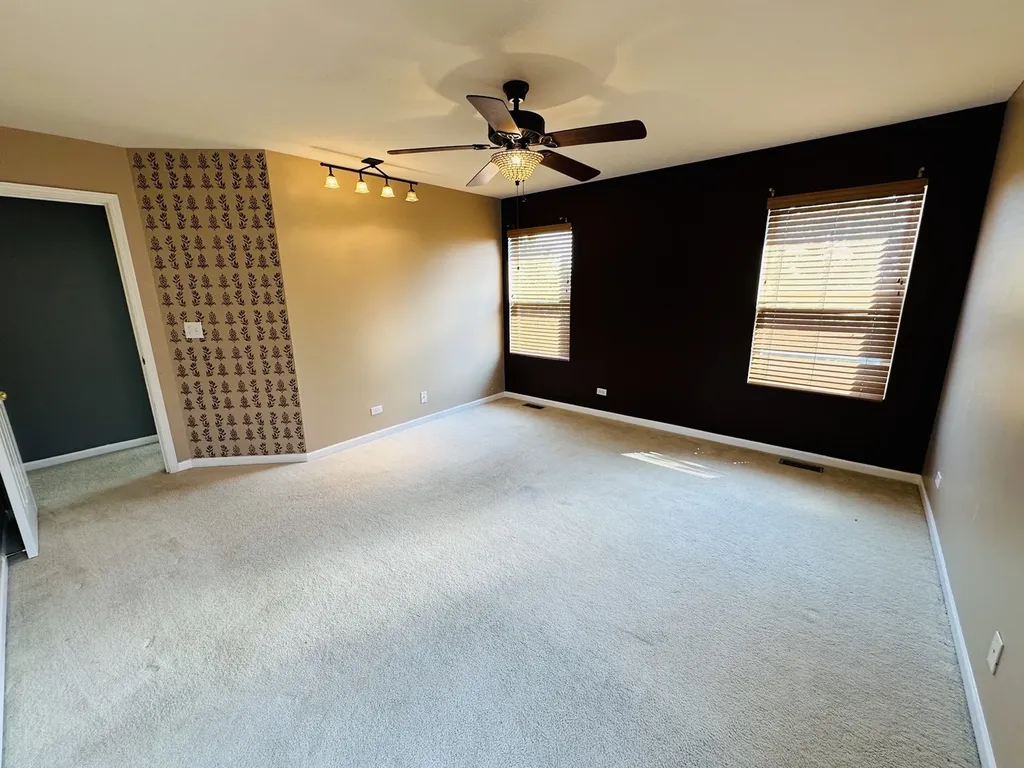 4121 Blackstone Drive Aurora IL 60504