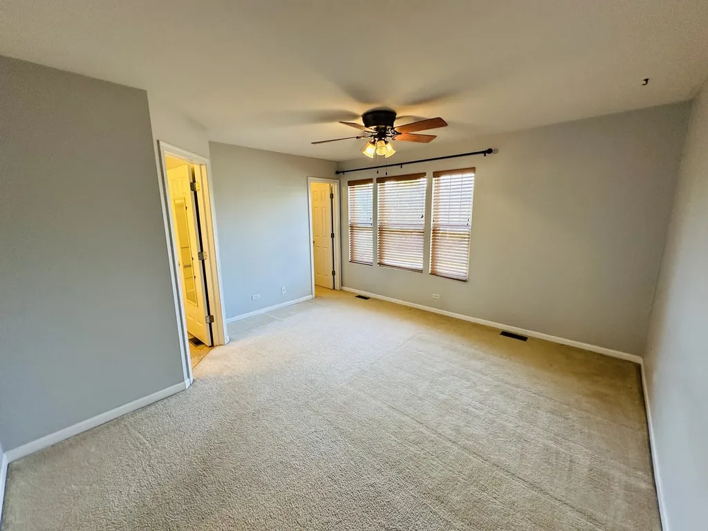 4121 Blackstone Drive Aurora IL 60504