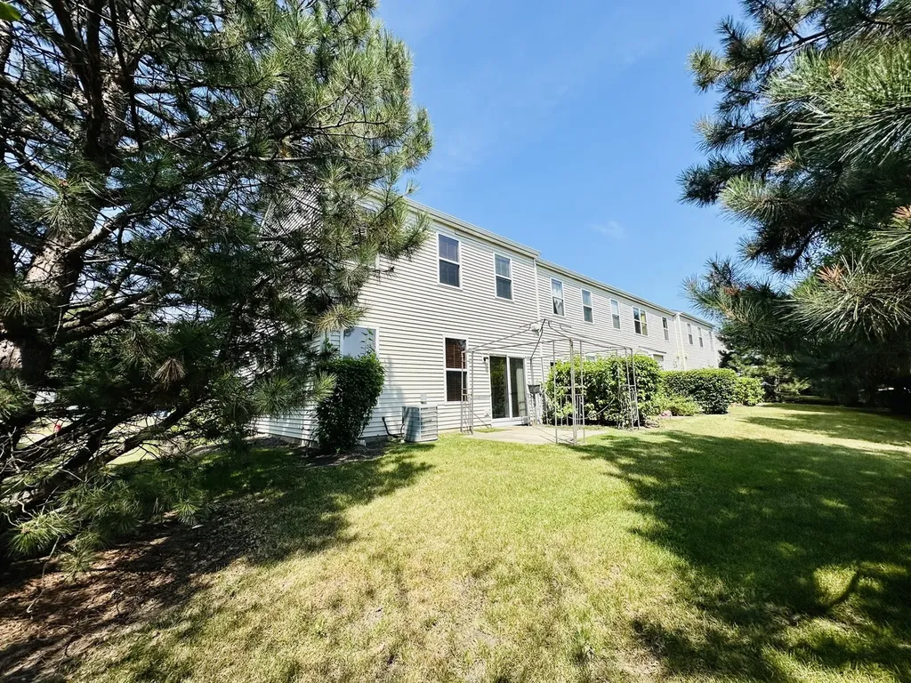 4121 Blackstone Drive Aurora IL 60504