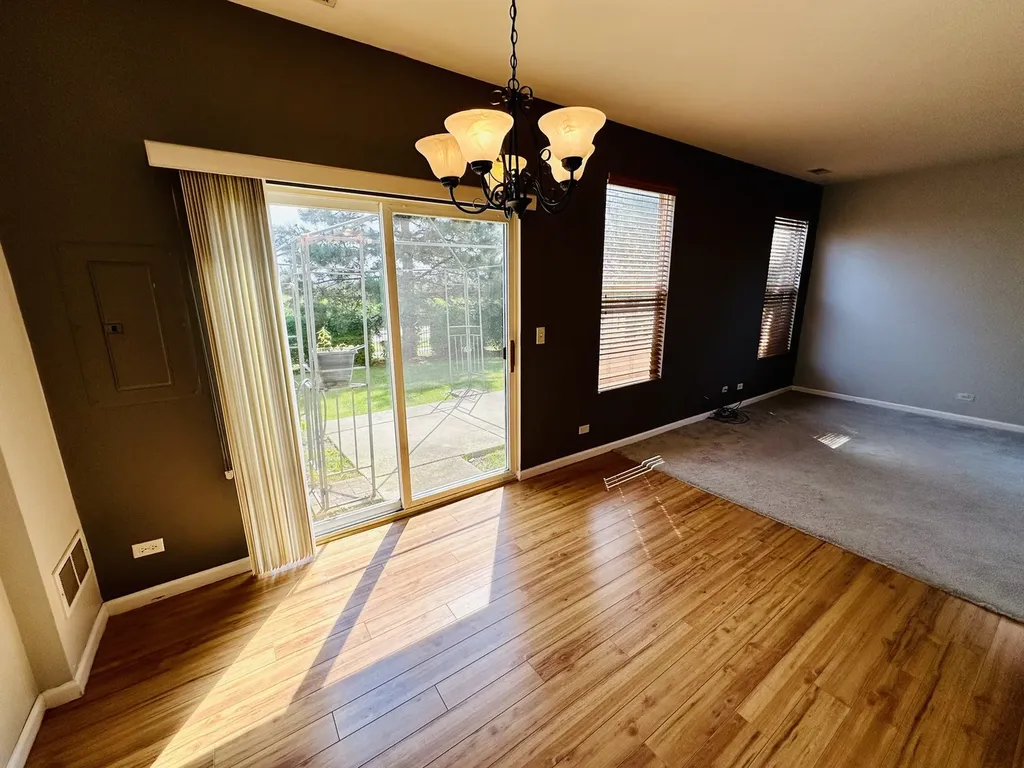 4121 Blackstone Drive Aurora IL 60504