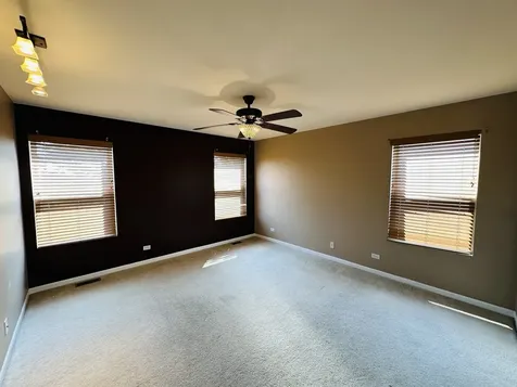 4121 Blackstone Drive Aurora IL 60504