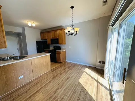4121 Blackstone Drive Aurora IL 60504