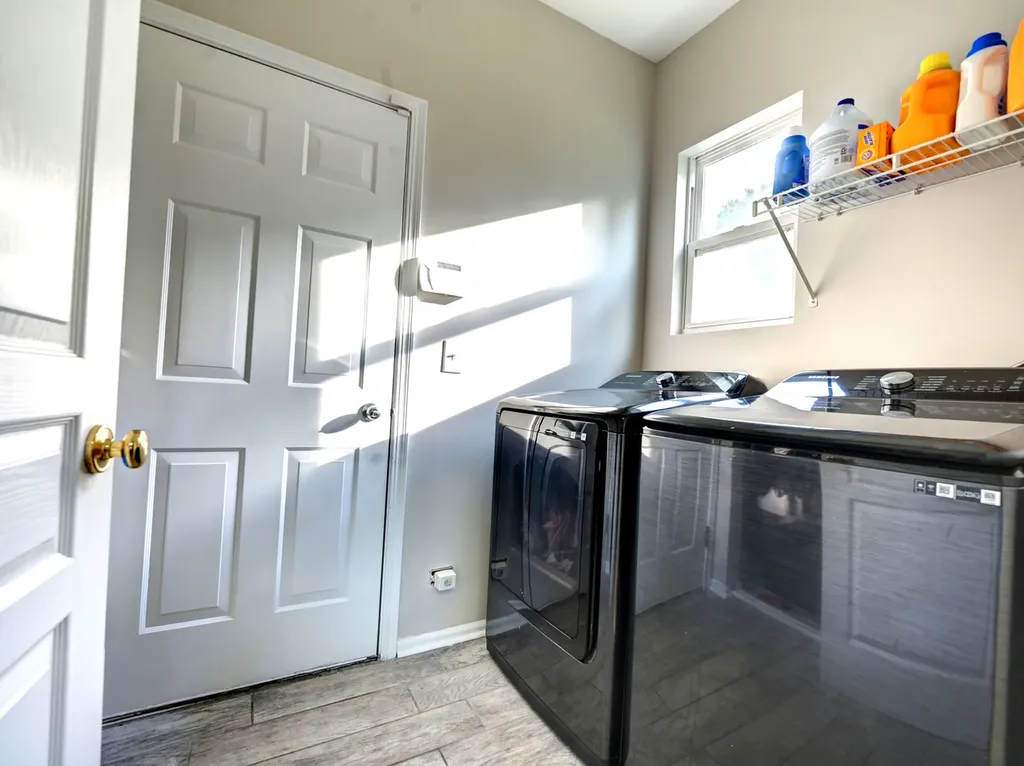 6 Forsythia Court Bolingbrook IL 60490