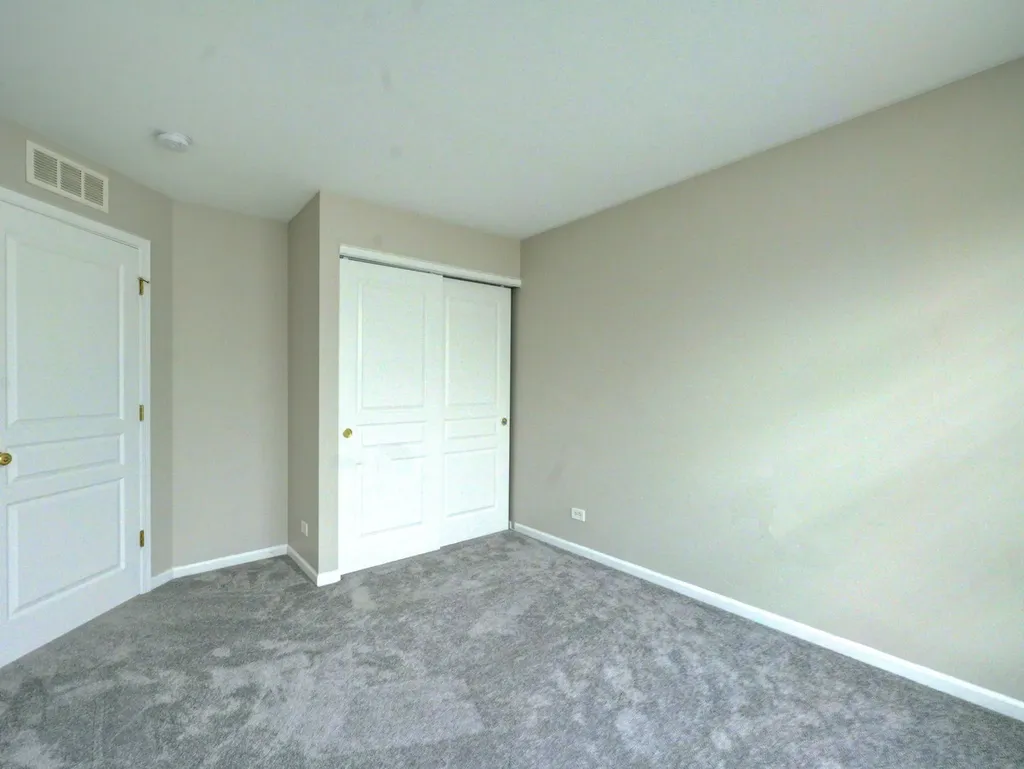 6 Forsythia Court Bolingbrook IL 60490