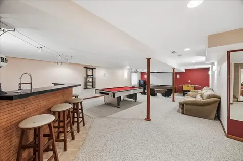 627 Mansfield Way Oswego IL 60543