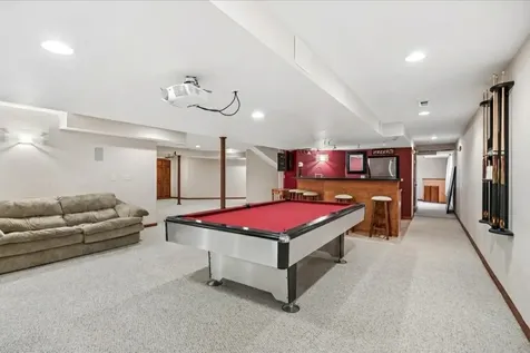 627 Mansfield Way Oswego IL 60543