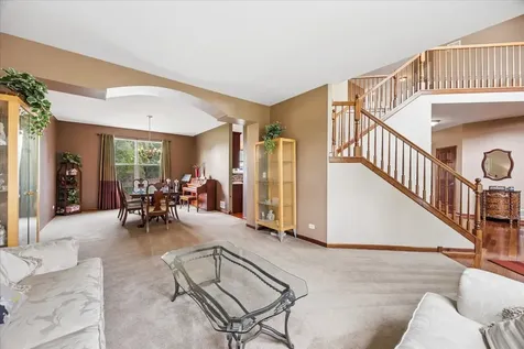 627 Mansfield Way Oswego IL 60543