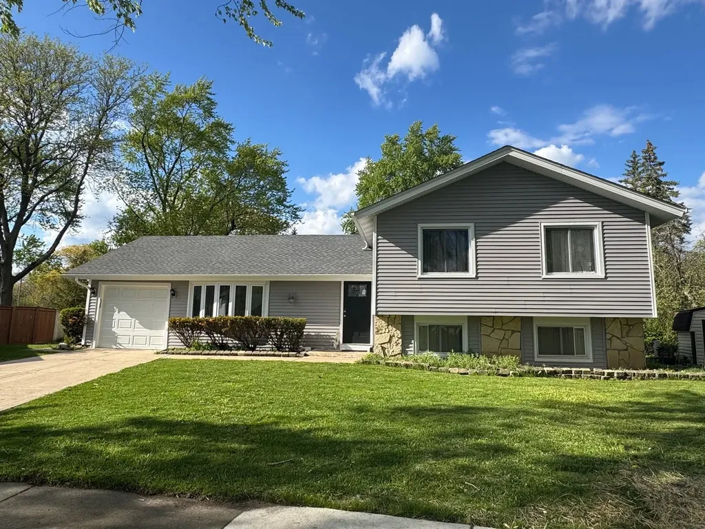 1812 Downey Court Hanover Park IL 60133