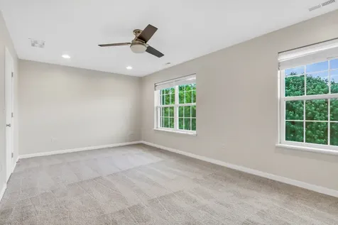 297 Lionel Drive Grayslake IL 60030