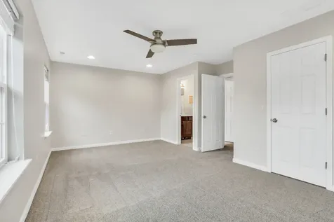 297 Lionel Drive Grayslake IL 60030