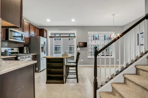 297 Lionel Drive Grayslake IL 60030