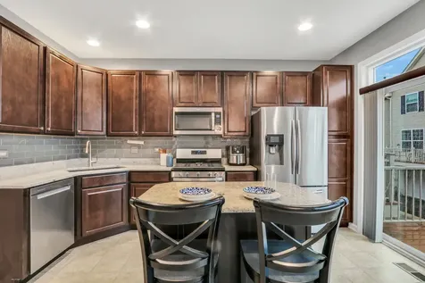 297 Lionel Drive Grayslake IL 60030