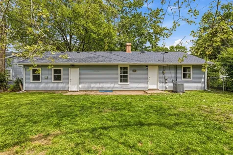 1429 Holly Hill Drive Champaign IL 61821
