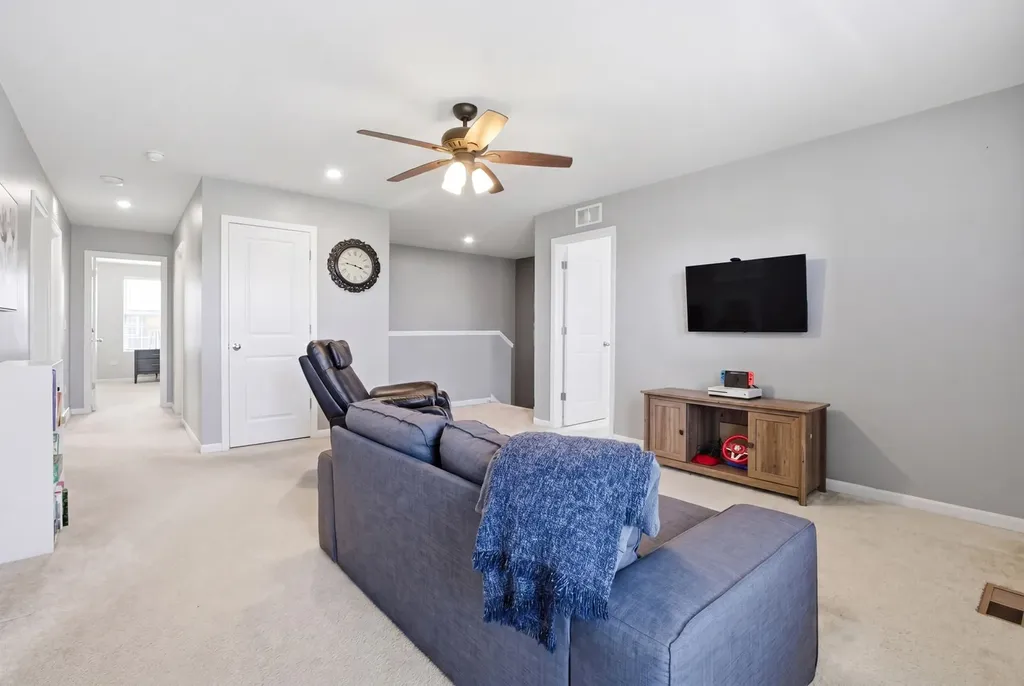 24537 West Magnetic Way Plainfield IL 60585