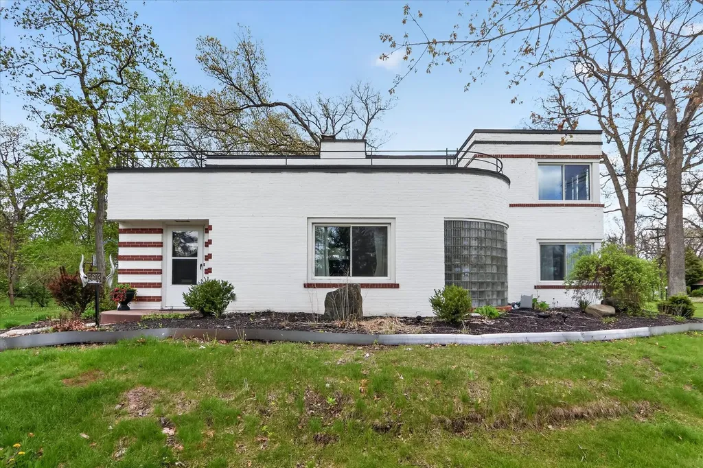 3603 Highcrest Road Rockford IL 61107
