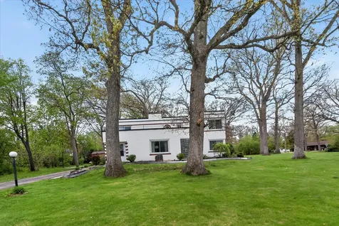 3603 Highcrest Road Rockford IL 61107