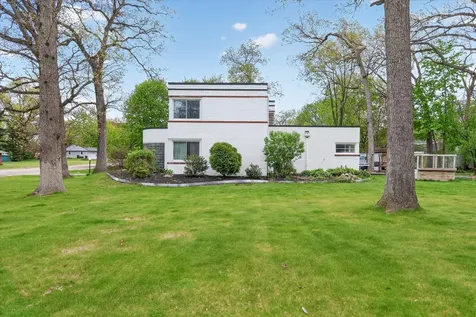 3603 Highcrest Road Rockford IL 61107