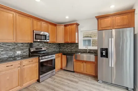 2633 Rhodes Avenue River Grove IL 60171