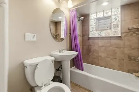 2633 Rhodes Avenue River Grove IL 60171