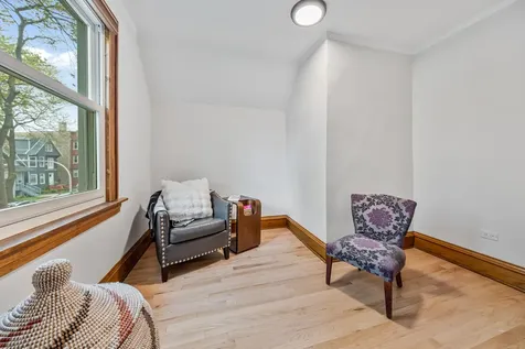1502 West Edgewater Avenue Chicago IL 60660
