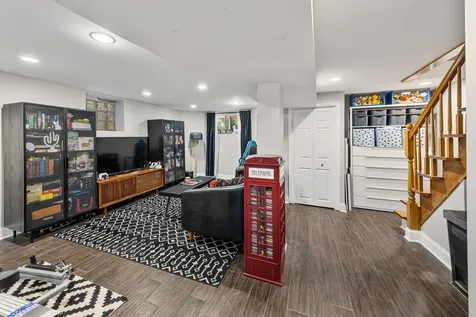 1502 West Edgewater Avenue Chicago IL 60660