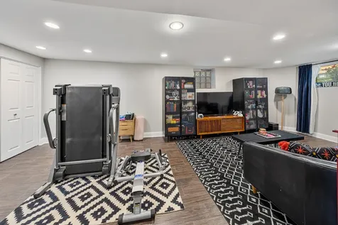 1502 West Edgewater Avenue Chicago IL 60660