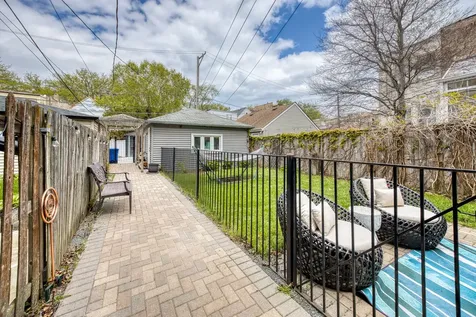 1502 West Edgewater Avenue Chicago IL 60660