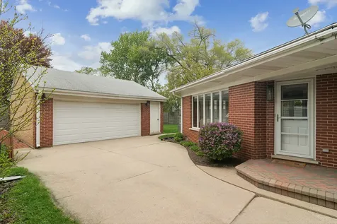 532 South Waterman Avenue Arlington Heights IL 60004