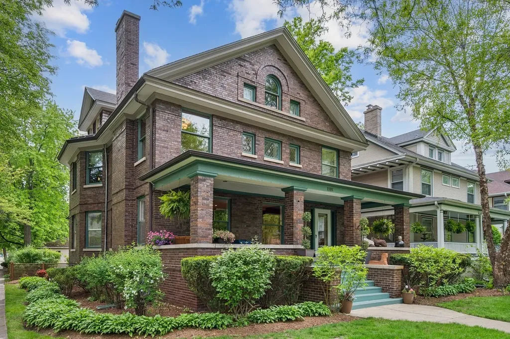 1101 Forest Avenue Wilmette IL 60091