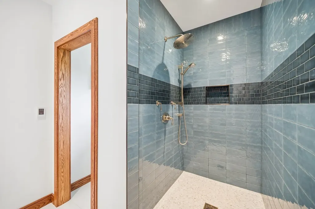 1101 Forest Avenue Wilmette IL 60091