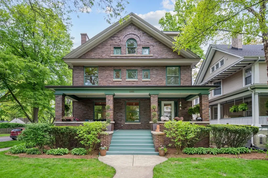 1101 Forest Avenue Wilmette IL 60091