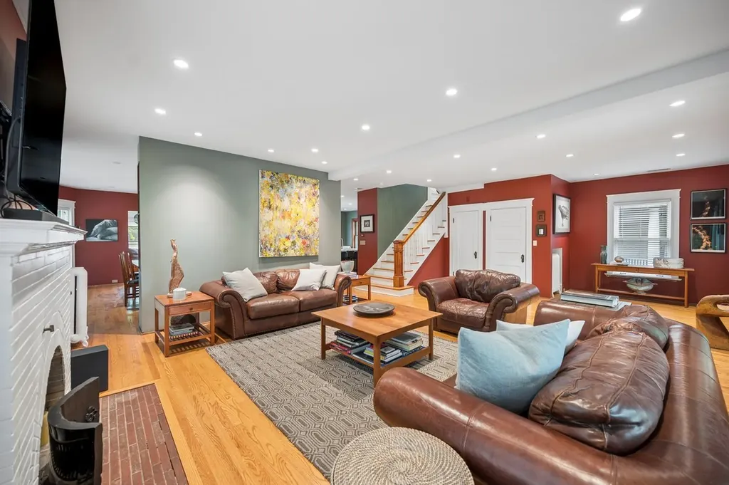 1101 Forest Avenue Wilmette IL 60091