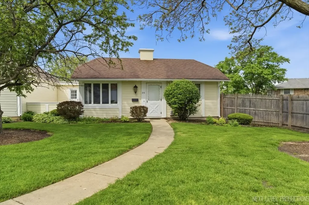25 Garden Drive Montgomery IL 60538