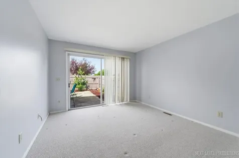 25 Garden Drive Montgomery IL 60538