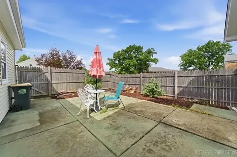 25 Garden Drive Montgomery IL 60538