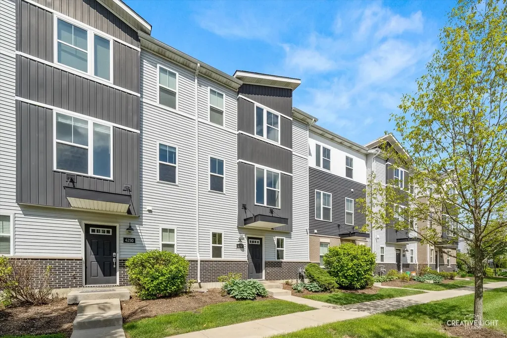 4152 Irving Road Aurora IL 60504