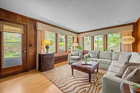 1060 Oak Knoll Drive Lake Forest IL 60045