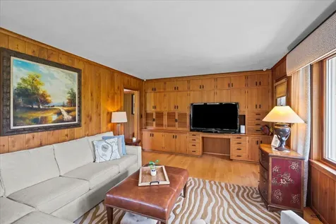 1060 Oak Knoll Drive Lake Forest IL 60045