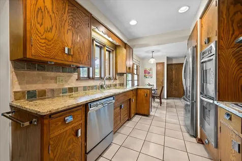 1060 Oak Knoll Drive Lake Forest IL 60045