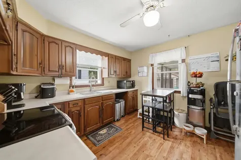 1309 8TH Avenue Sterling IL 61081